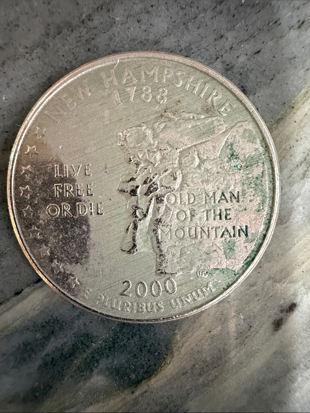 US Mint The New Hampshire 2000P 1788 Antique Coin - Vintage & collectibles